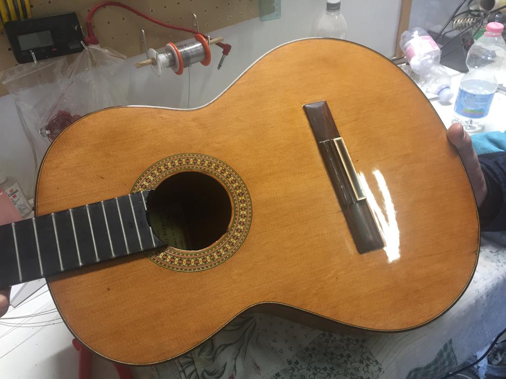 All parts wood apwguitars luthier liuteria riparazione fender bass music man classical guitar alambra
